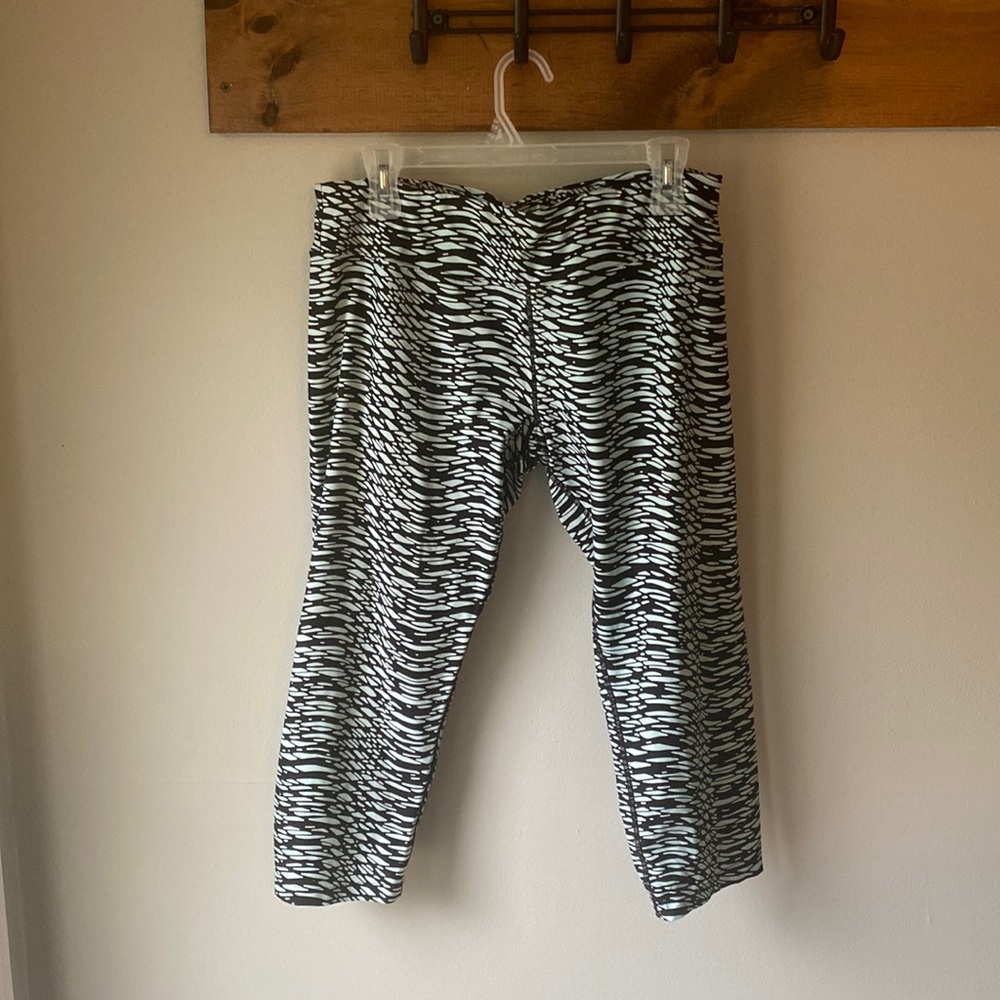 Capri yoga pants